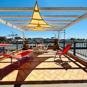 https://clementina-house.it-romehotels.com